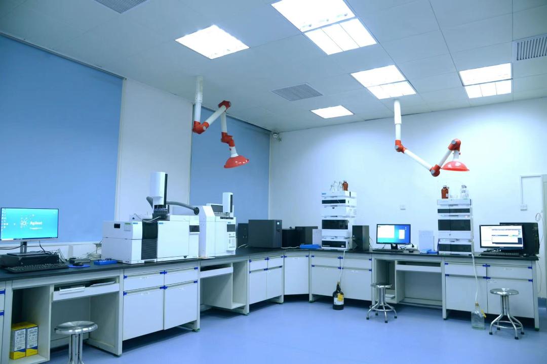 医疗器械收入占主营业务收入的比例分别为81.94%、77.75%、77.11%和72.00%