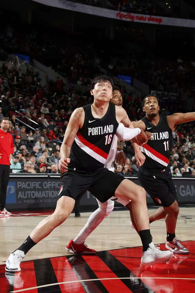 杨瀚森复出助开拓者大胜篮网送8连败