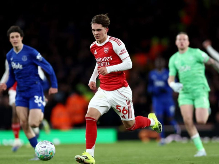 欧冠18决赛首回合英超球队遭遇重创 六强全部晋